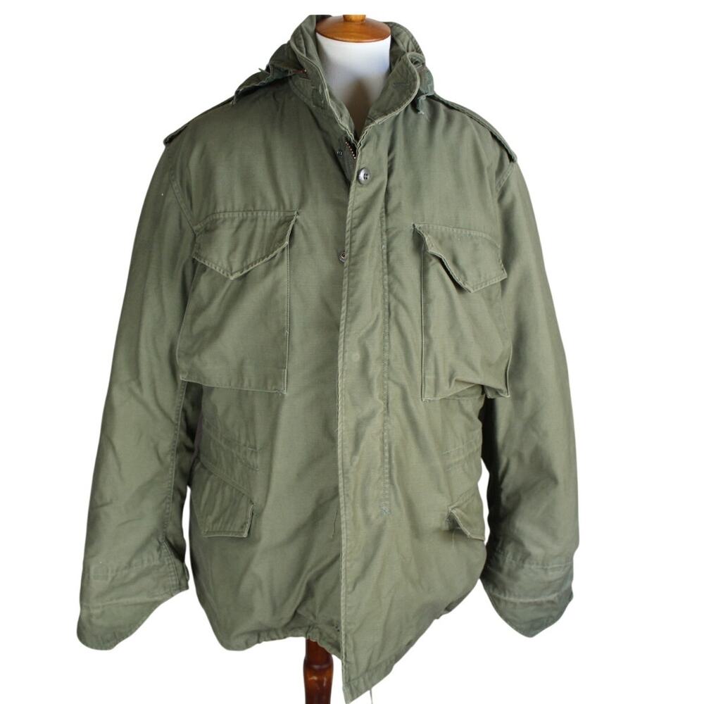 US Army M65 Field Jacket Mens Medium Regular Green Military Removable Liner Coat